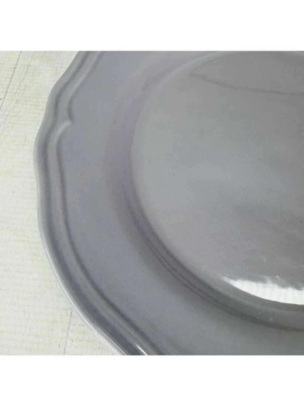 Ikea of Sweden ARV GRAY 15541 Scalloped Portugal Earthenware Dinner Plates Set 4